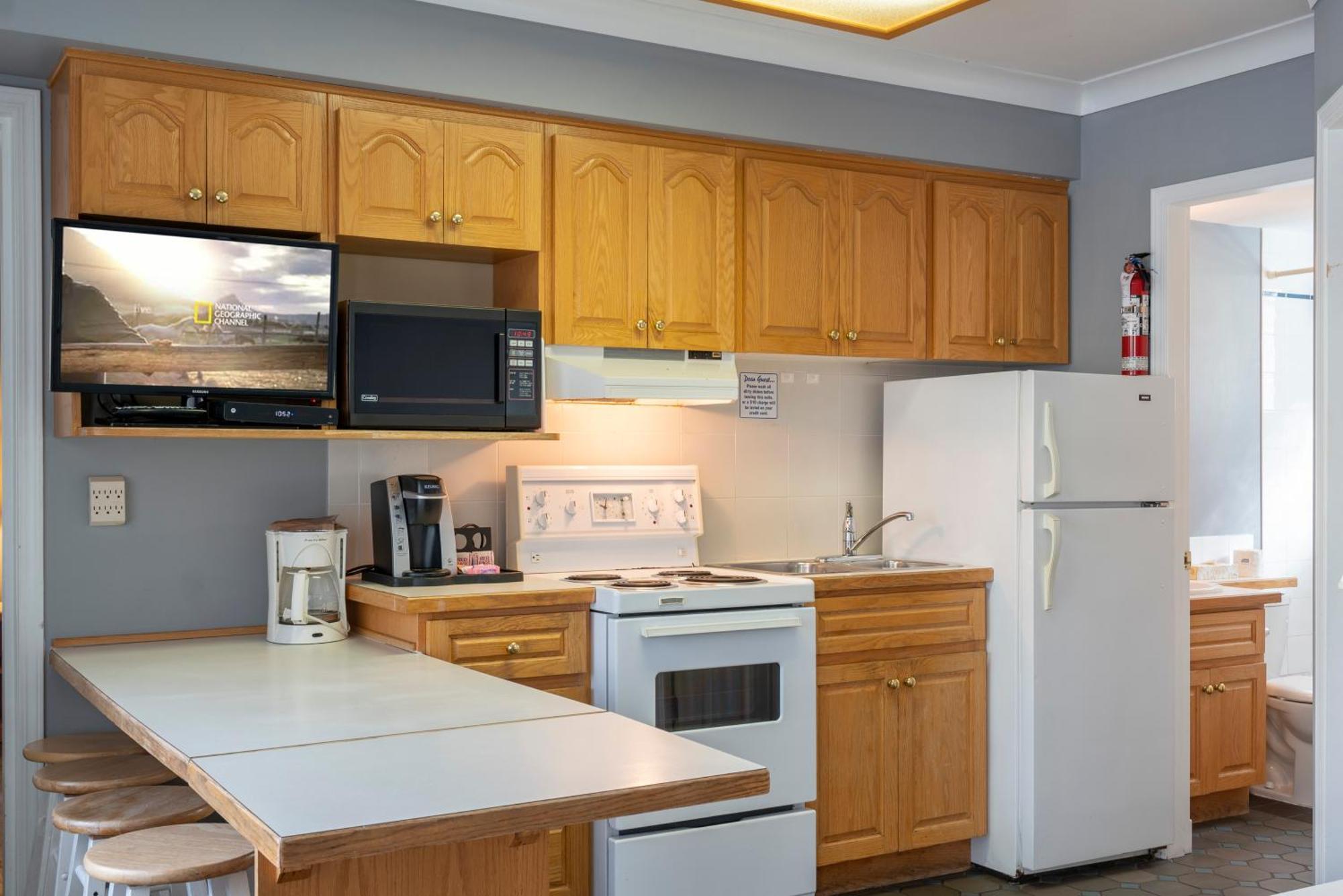 Tiki Shores Inn & Suites Penticton Luaran gambar