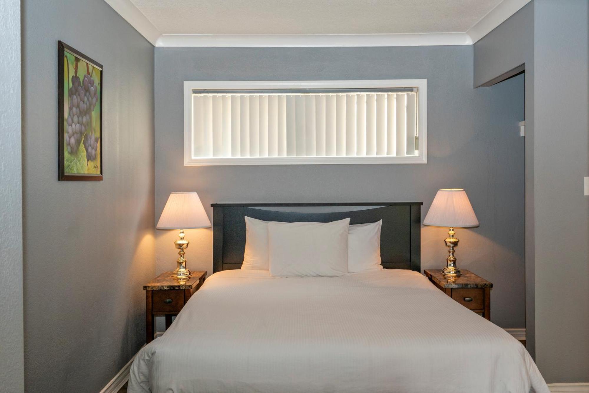 Tiki Shores Inn & Suites Penticton Luaran gambar