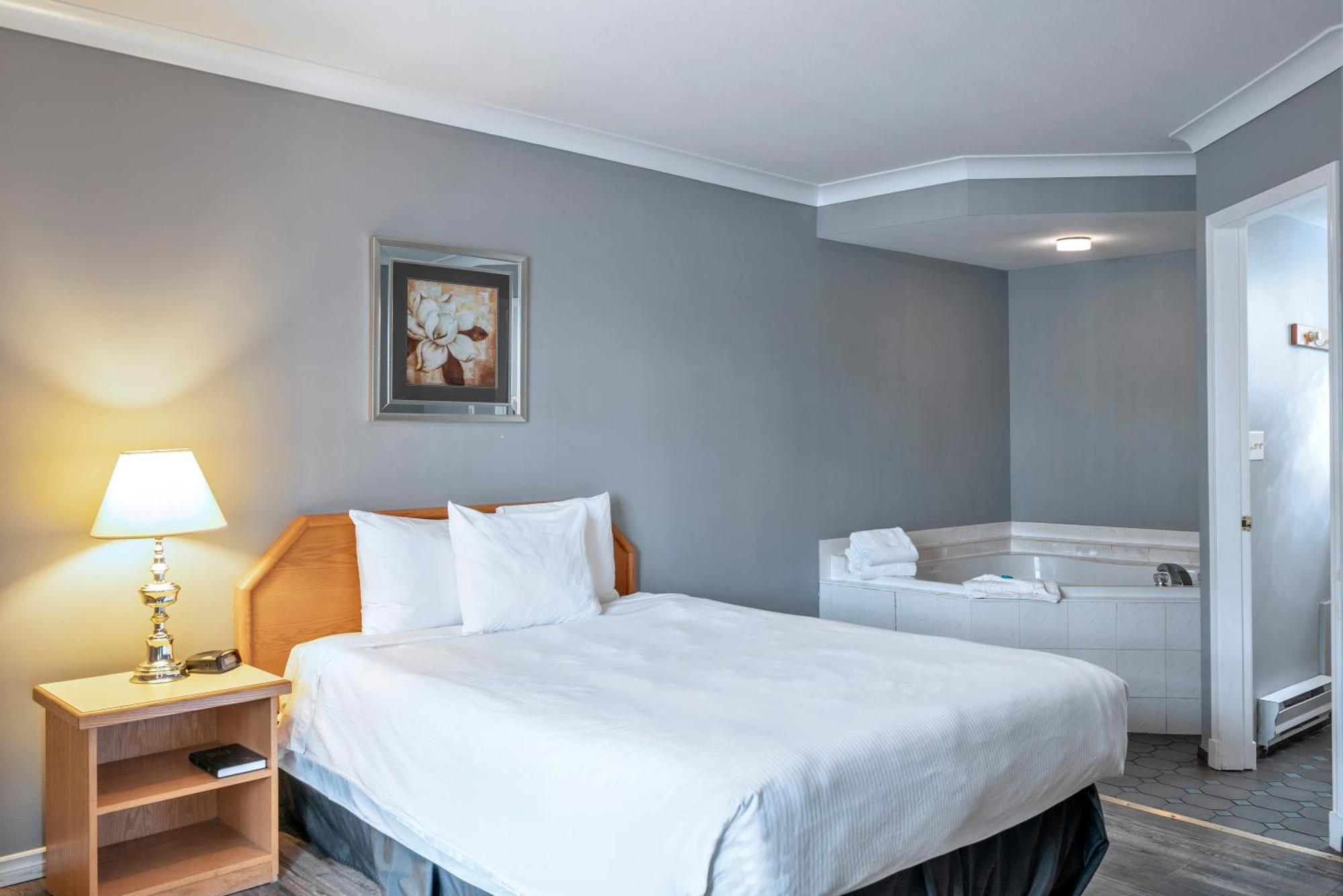 Tiki Shores Inn & Suites Penticton Luaran gambar
