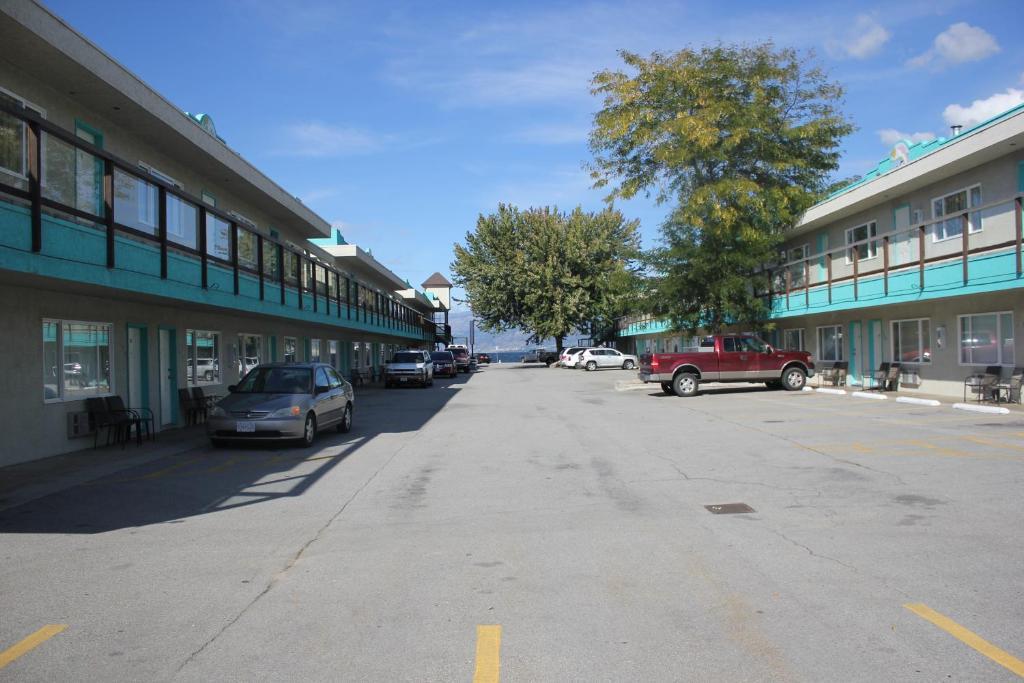 Tiki Shores Inn & Suites Penticton Luaran gambar