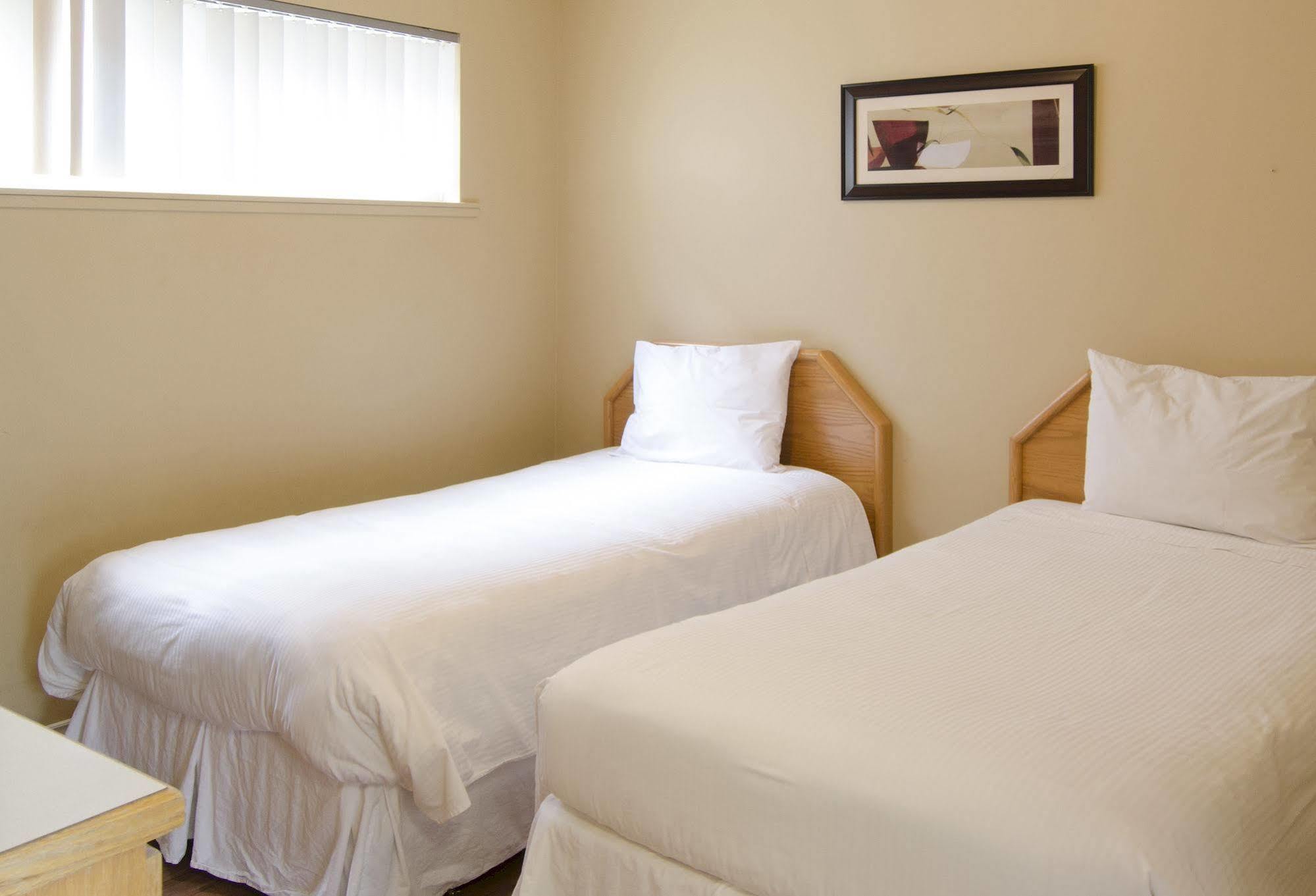 Tiki Shores Inn & Suites Penticton Luaran gambar